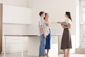 Is Just Before Fall the Right Time to Buy a Property?