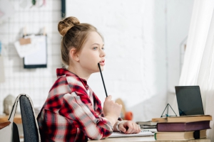 Bureau pour étudiant inadéquat? Voici des solutions!