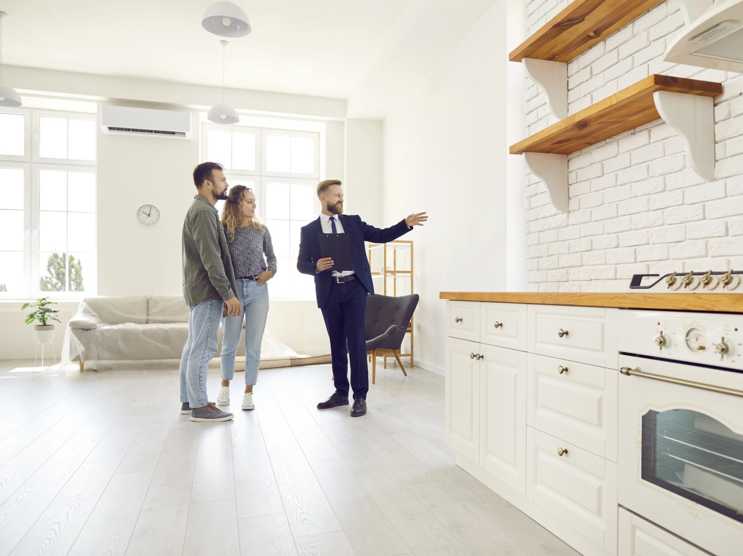 Acheteurs : 8 erreurs à éviter lors de la première visite d’une maison