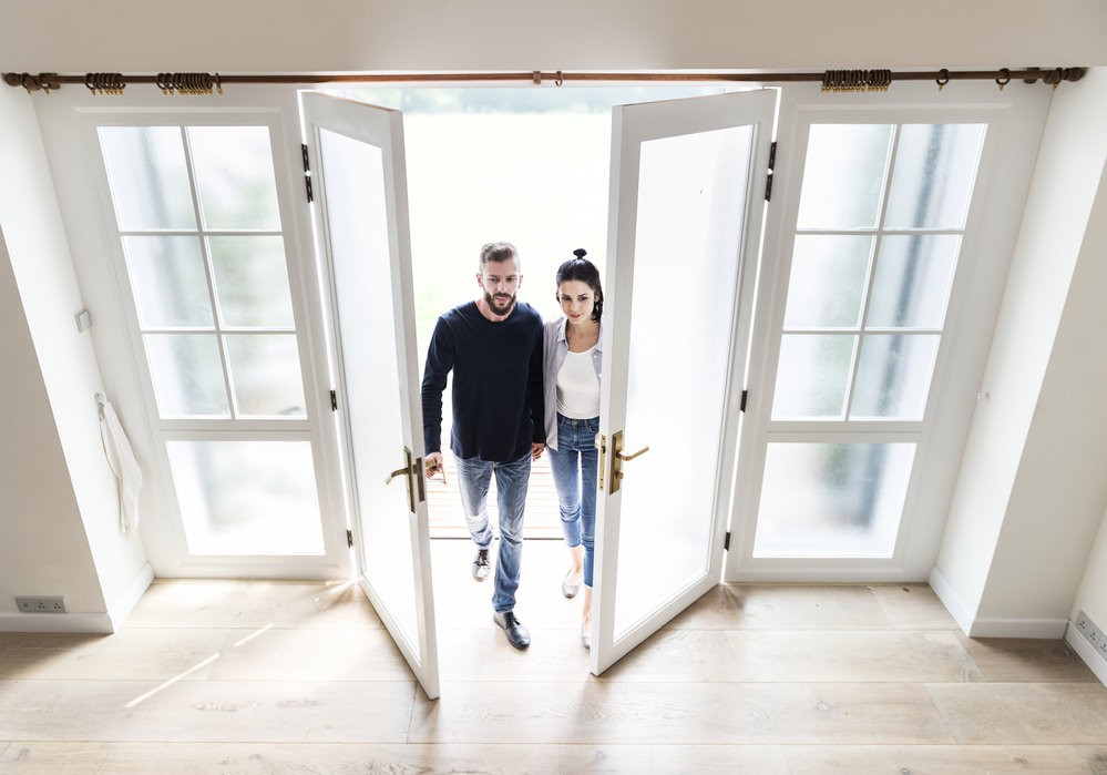 Houses and condos can be very different when it comes to lifestyle and personal finances.