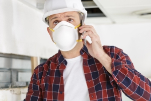 Amiante ou vermiculite contaminée dans votre maison : quoi faire ?